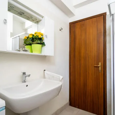 Appartamento Tramonto - Sea116 By Interhome *